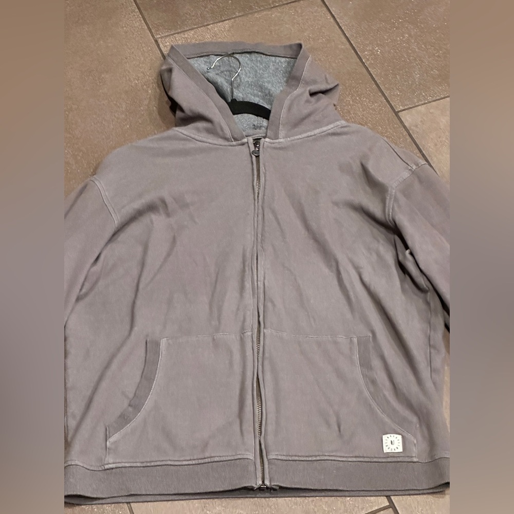 Linksoul Size M Men’s Gray Zip-Up Hoodie with Kangaroo Pockets